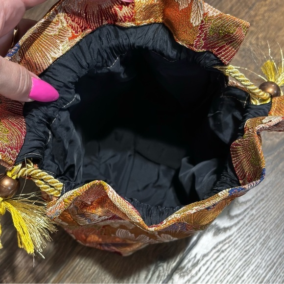 Super cute satin/silk Asian inspired tassel beaded cinch up bag - Picture 7 of 7